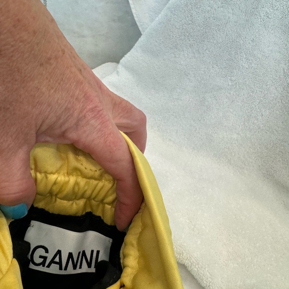 Ganni | Ruched Satin Bucket Bag - Picture 6 of 11